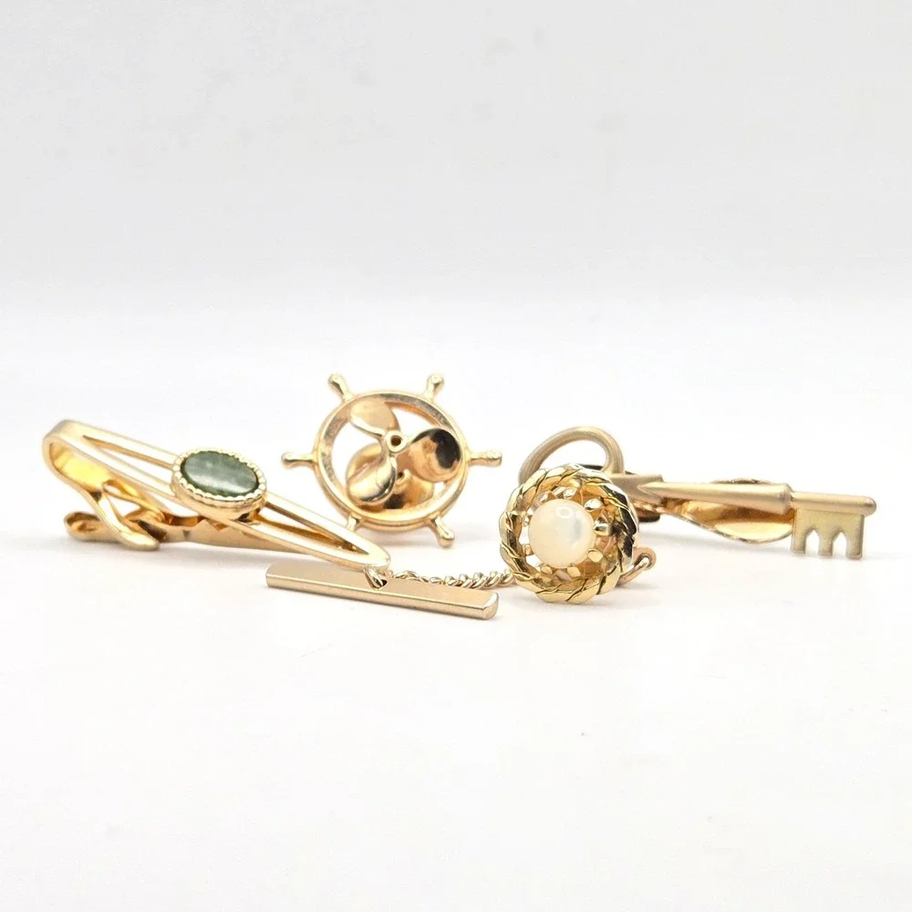 Four Piece Tie Pin Set Vintage Hickok USA Gold Tone Nautical Ship Wheel‎ Key